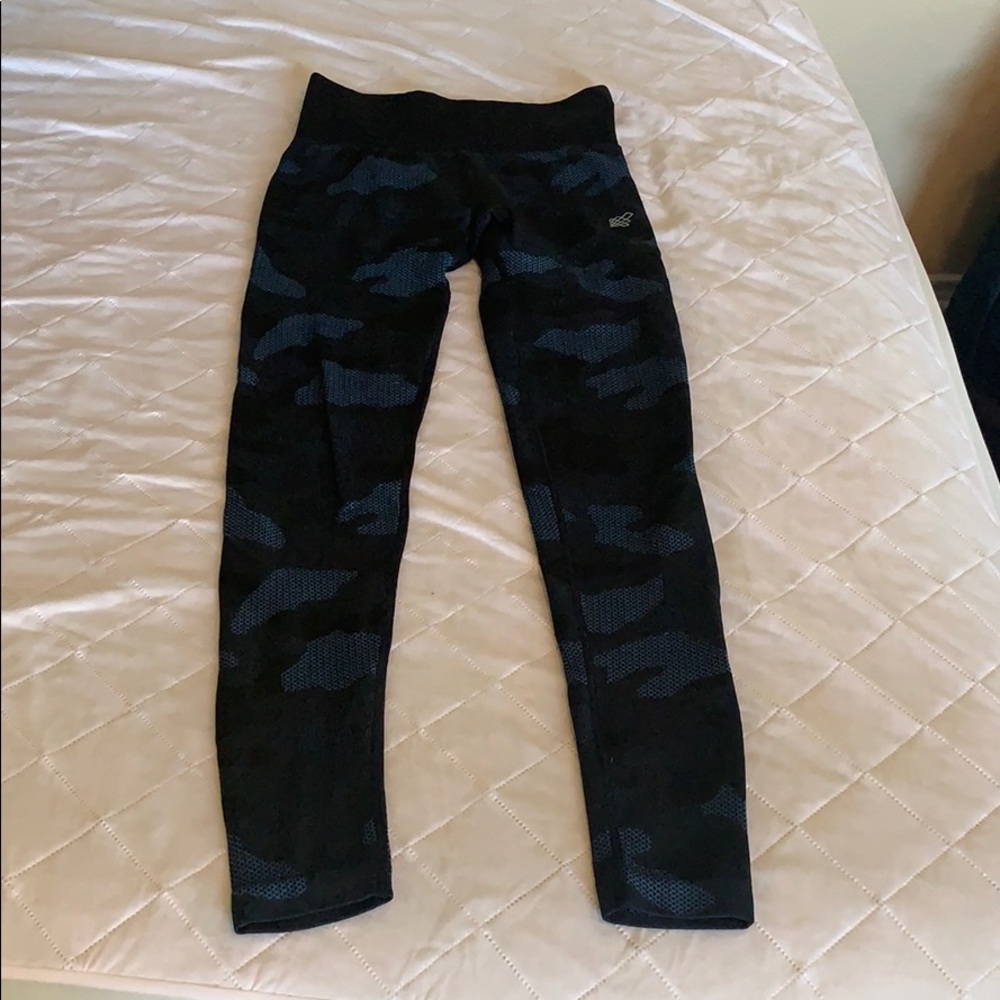 JED north blue and black camo leggings- XS/S
